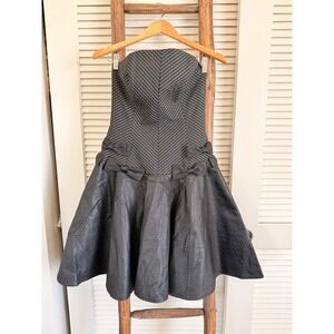 Elegant Strapless Gray Dress